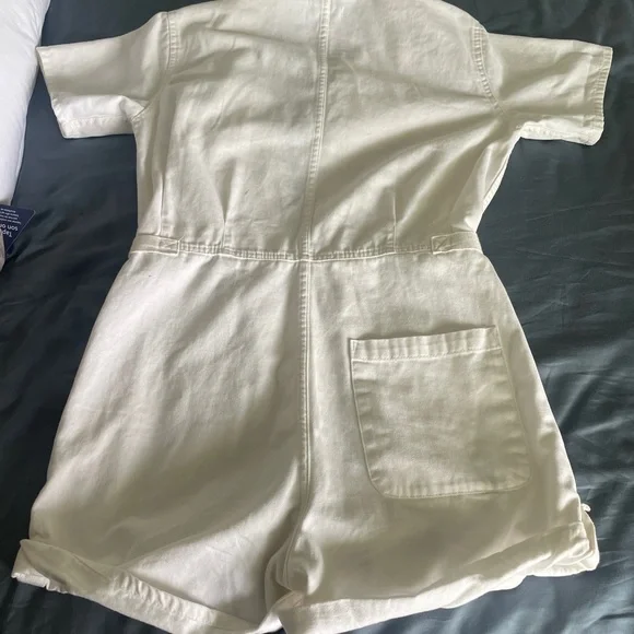 Parker Romper- white small - Picture 3 of 3